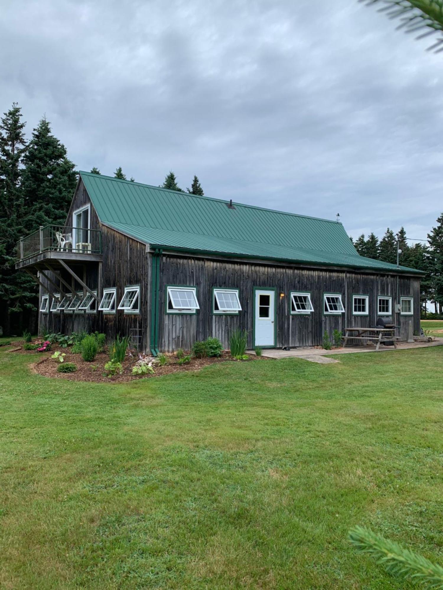 The Barn At Spry Point Hostel Little Pond Exterior photo